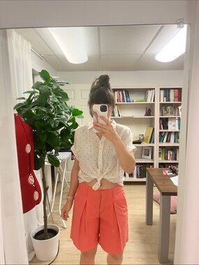Marc Cain Coral Pleated Women’s Shorts